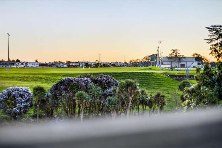 70 De Quincey Terrace Highland Park_22