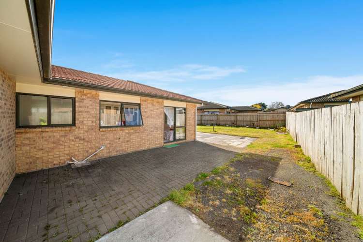 2/415 Roscommon Road Clendon Park_13