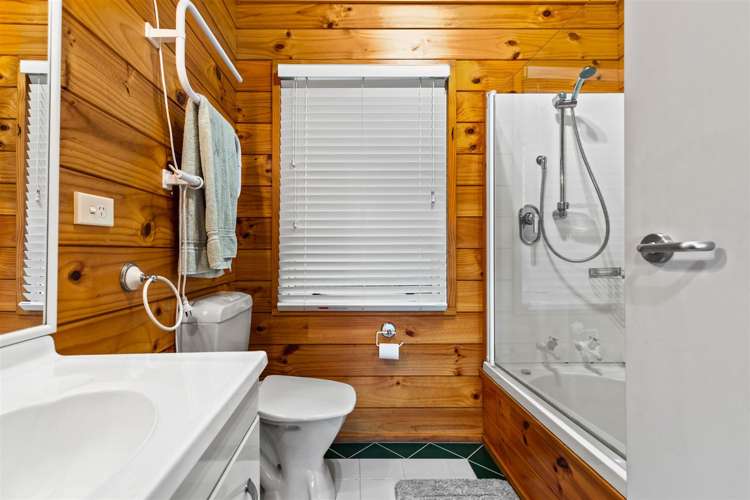 24 Sailfish Drive West Harbour_9