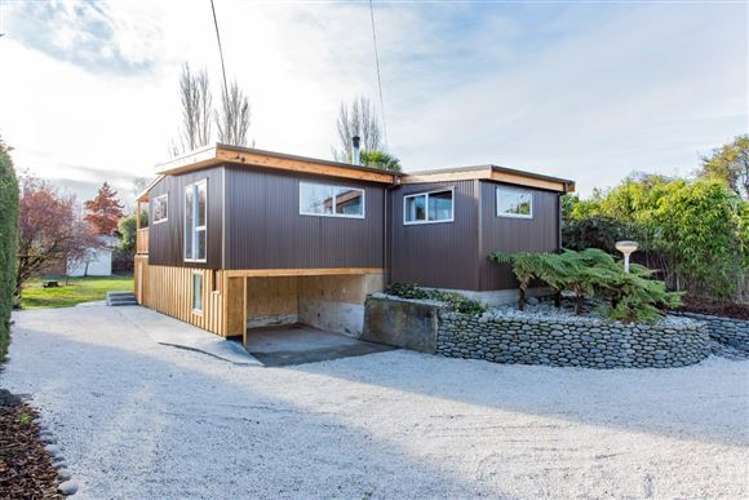 16 Queens Avenue Waikuku Beach_0