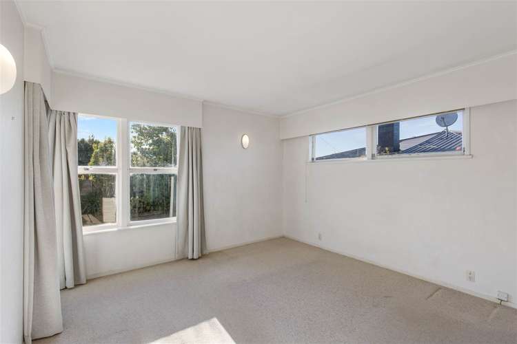 6 Raines Avenue Forrest Hill_11