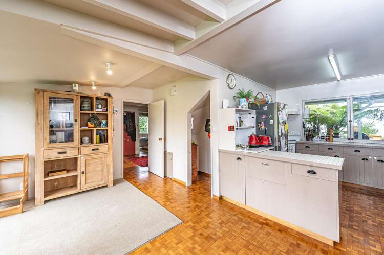 275 Parahaki Road Waverley_11