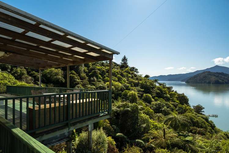 1 Black Point, Whatanihi Marlborough Sounds_18