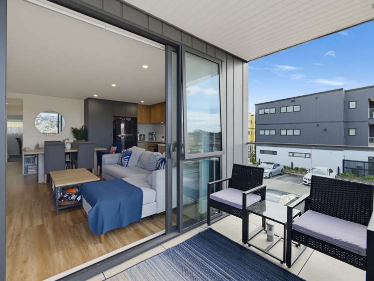 104/5 Dishys road Flat Bush_22