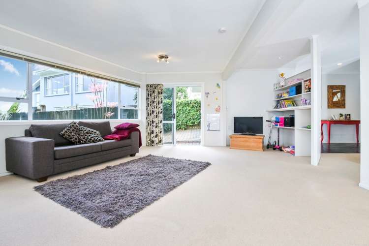 54a Rutherford Terrace Meadowbank_16