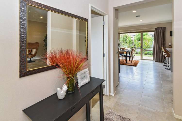 20 Girvan Terrace Wattle Downs_1