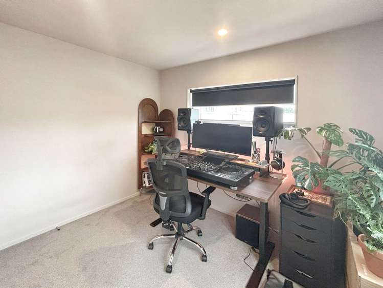 29D Fruitvale Road New Lynn_11