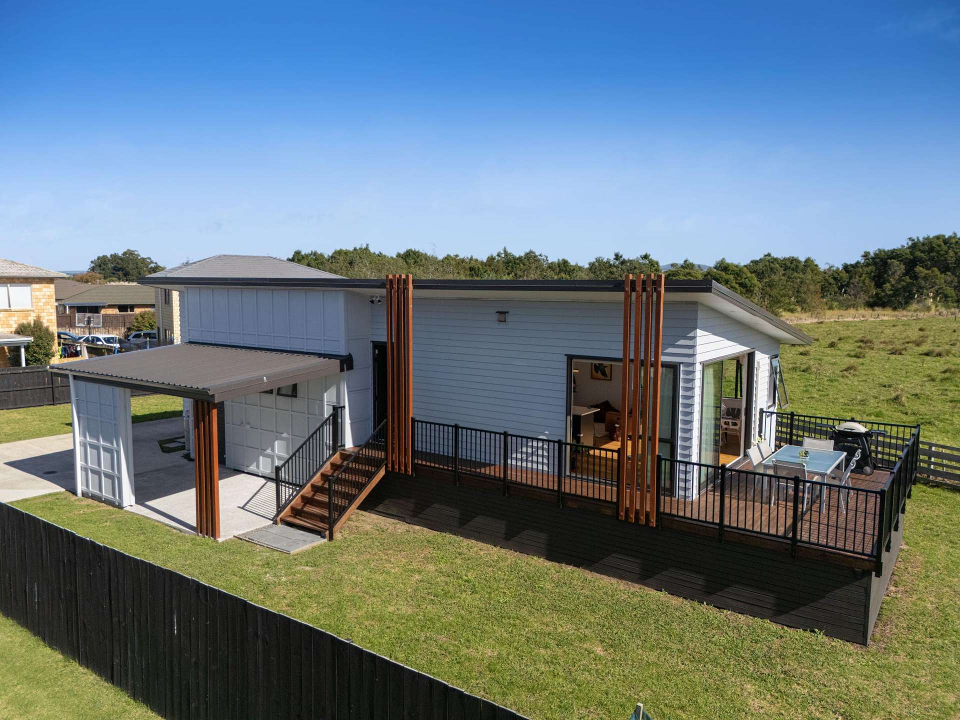 30 Aitkenhead Court Parakai_0