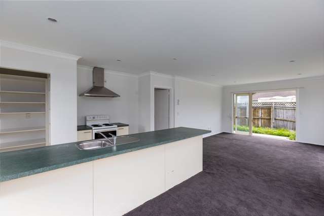 49 Farnborough Street Aranui_3