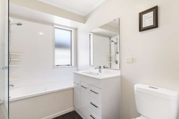 19a Edmund Hillary Avenue Papakura_21