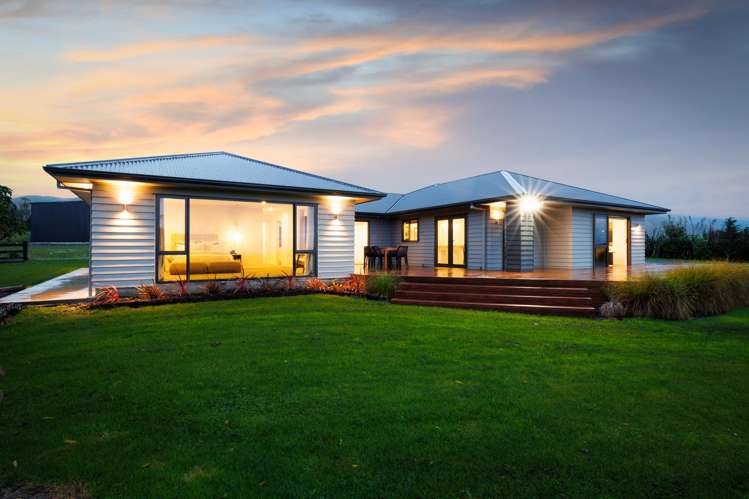 67 Albert Road Tokomaru_57