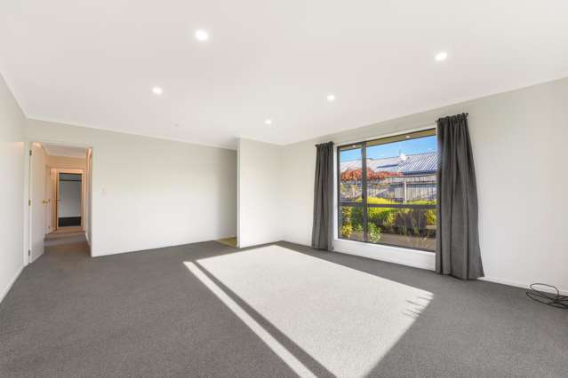 11 Otia Drive Richmond_4