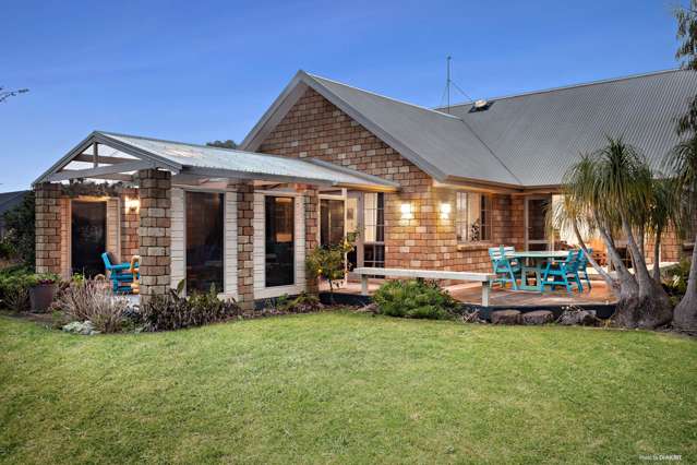 15 Awaroa Stream Drive Waiuku_3