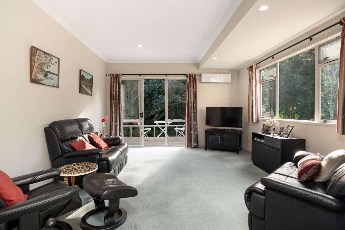 7 Fergusson Way_1