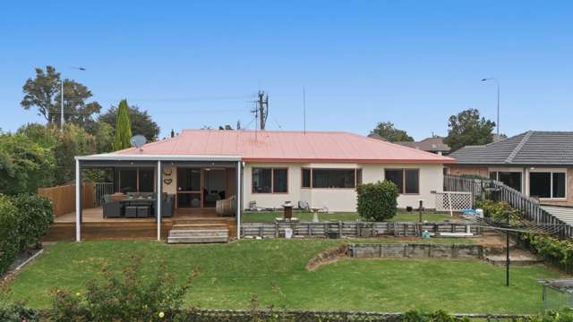 3-Bedroom North-Facing Home with Beautiful Views