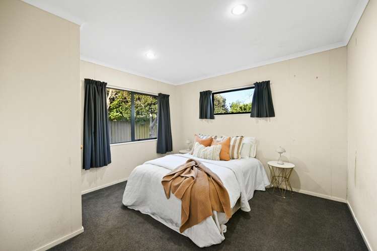 7 Plymouth Place Fairview Downs_13