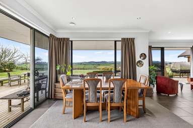 50 Swan Road_4