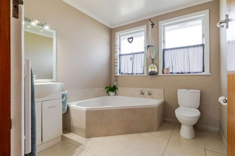 27 Sheffield Street Awapuni_9