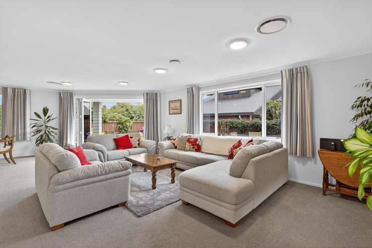 39 Oregon Place Burwood_5