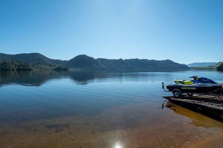 17 Steep Street Lake Okareka_27