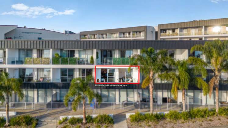 109/17 Link Crescent Stanmore Bay_24