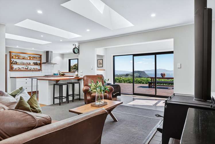 1080 Mapara Road Whakaipo Bay_8