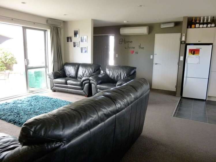 90a Blake Street Blaketown_6