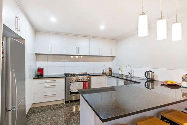 16b Anderson Avenue Point England_1