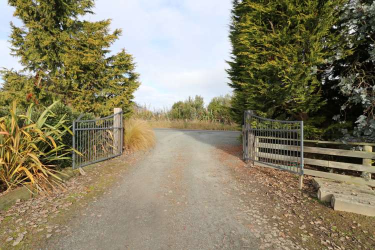 121 Mason Road Seaward Bush_38