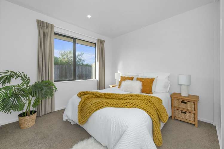 4 Dundee Close Darfield_17