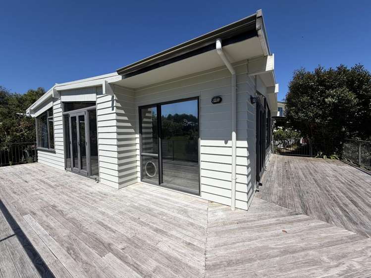 16 Dittmer Drive 10921_24