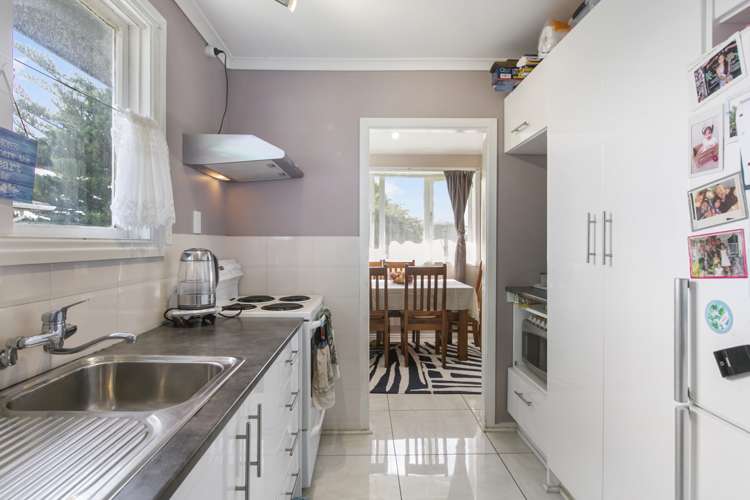 57 Cobham Crescent Otara_5