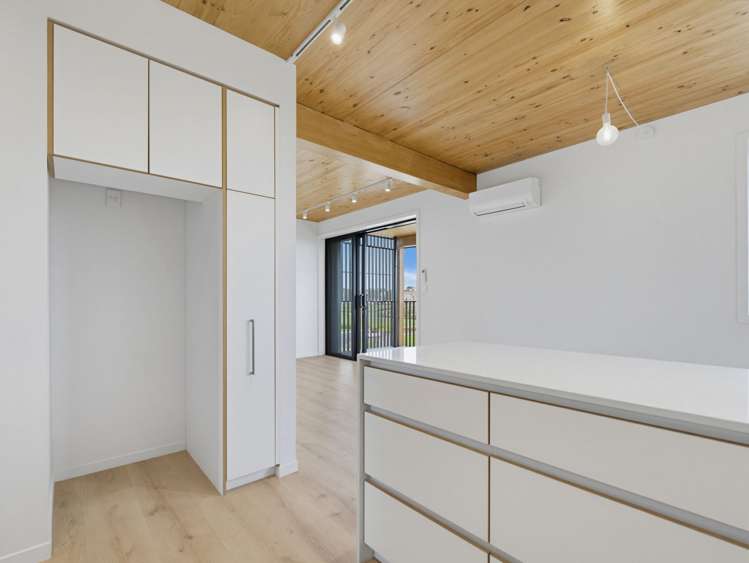 9/40 Waiparaheka Drive Wainui_7