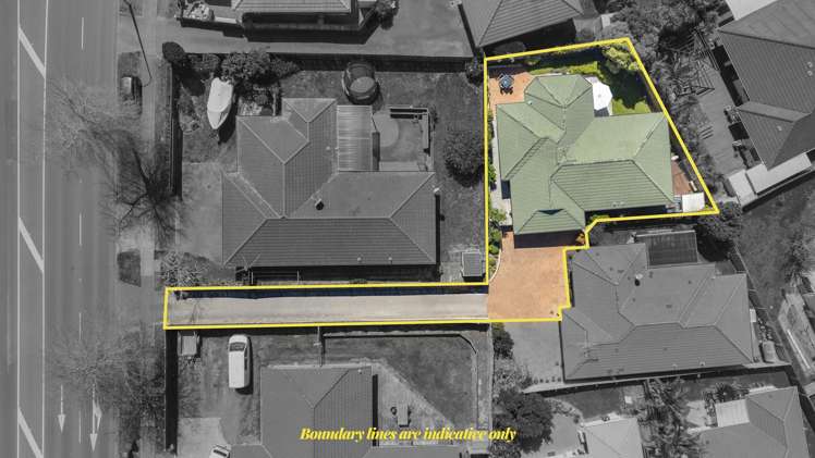 2/248 Botany Road Botany Downs_15