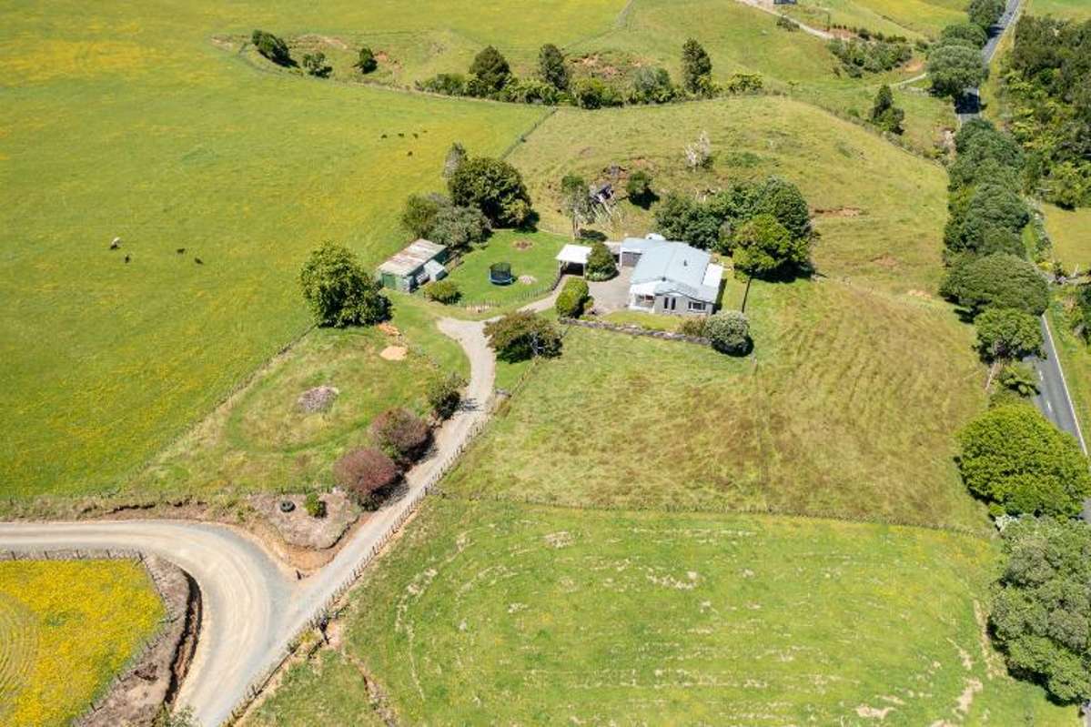 826 Mokau Road_3