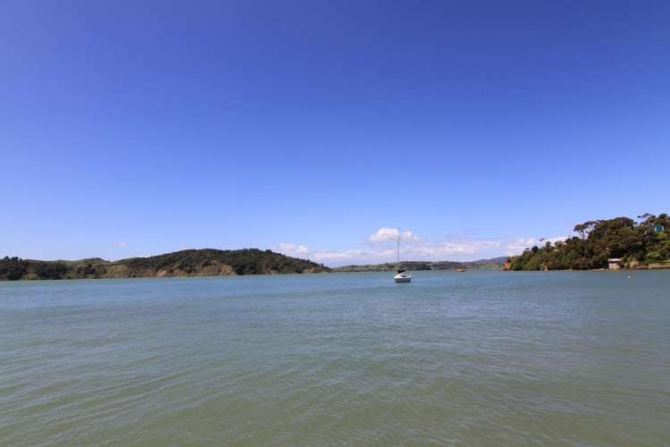 67 Lorenzen Bay Road Raglan_35