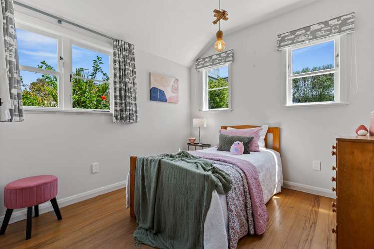 28 Hanlon Crescent Devonport_9