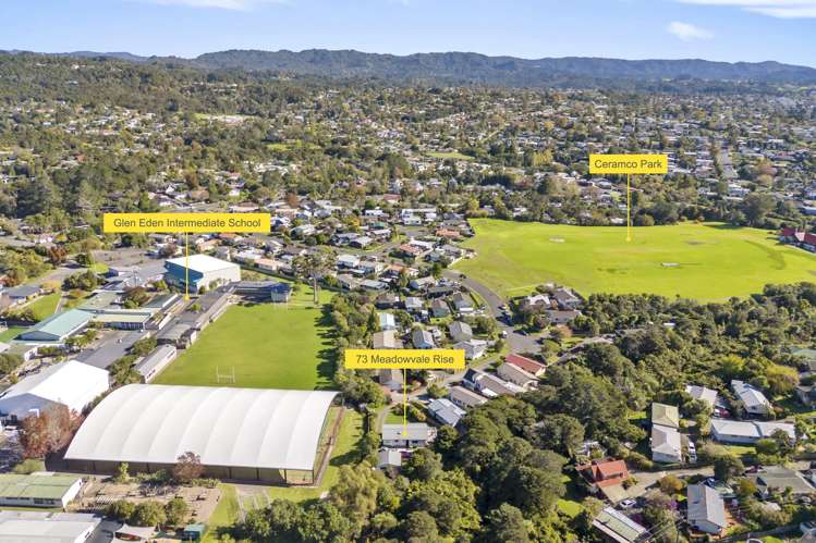 73 Meadowvale Rise Titirangi_19