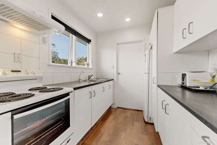 2/34B Sunnynook Road Sunnynook_4