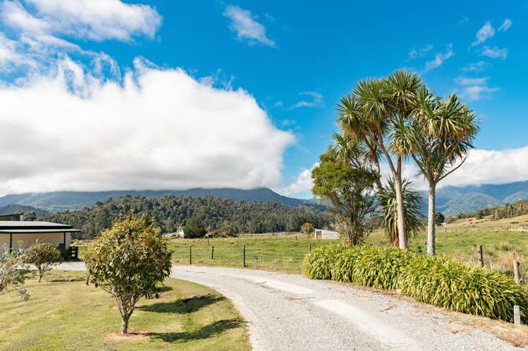 1084 Nikau Road, SH67_5