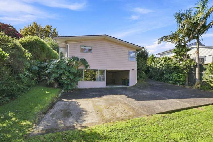 50 Marine Parade Mellons Bay_19