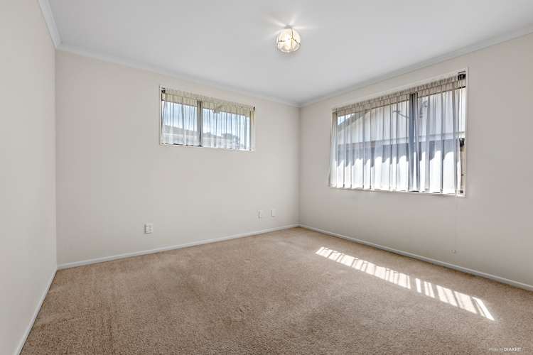 4 Wheaton Place Glen Eden_10