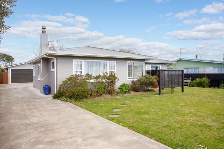44 Burns Street Dannevirke_1