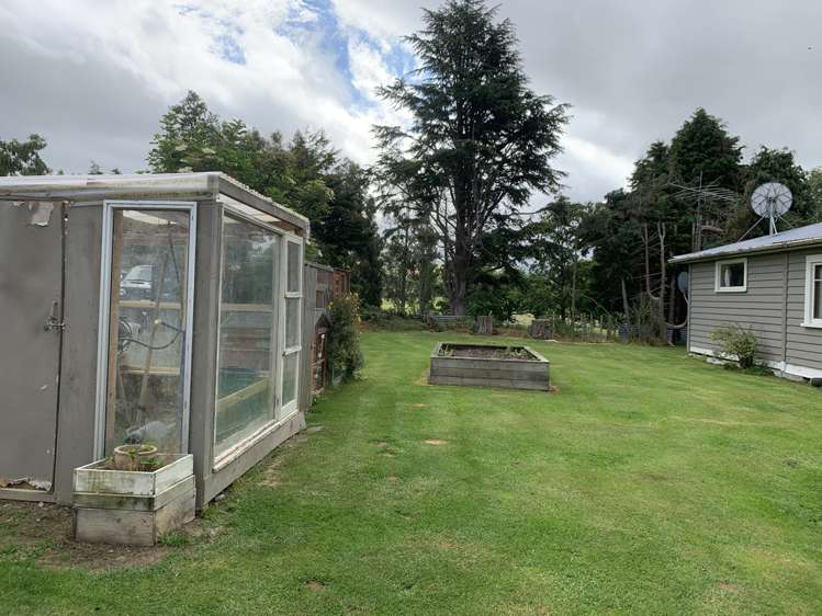 20 Forsyth Road Catlins Surrounds_16