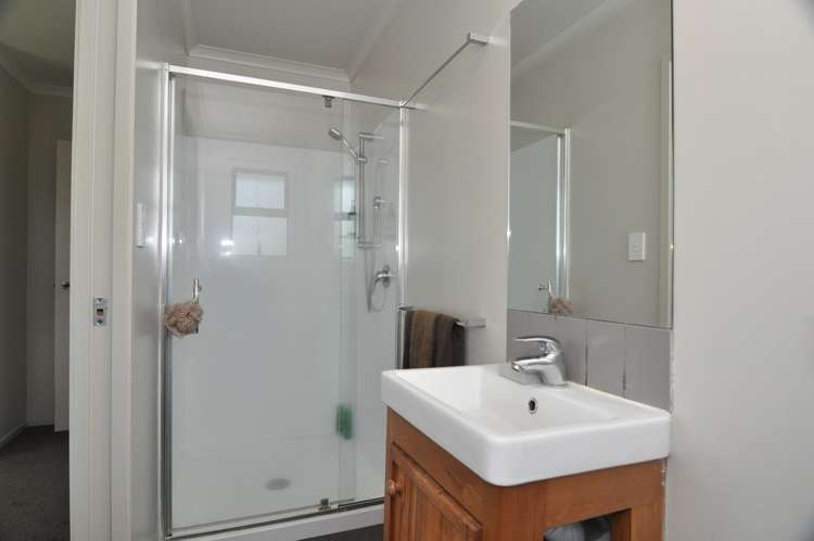 105a Lorraine Place Whangamata_6