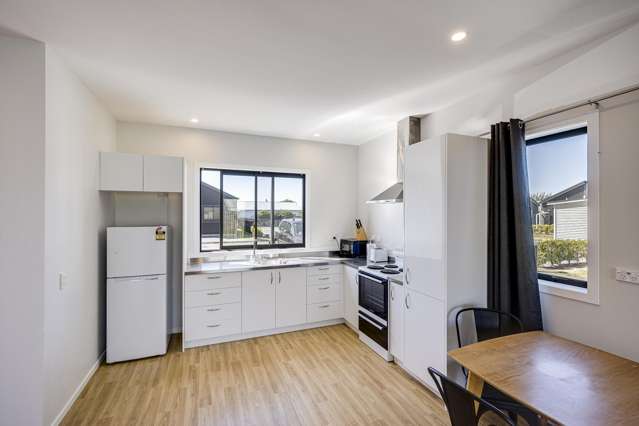 Units 1, 2 and 6/1018 Plunket Street St Leonards_4