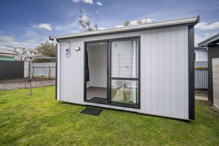 8b Walton Way Flaxmere_10