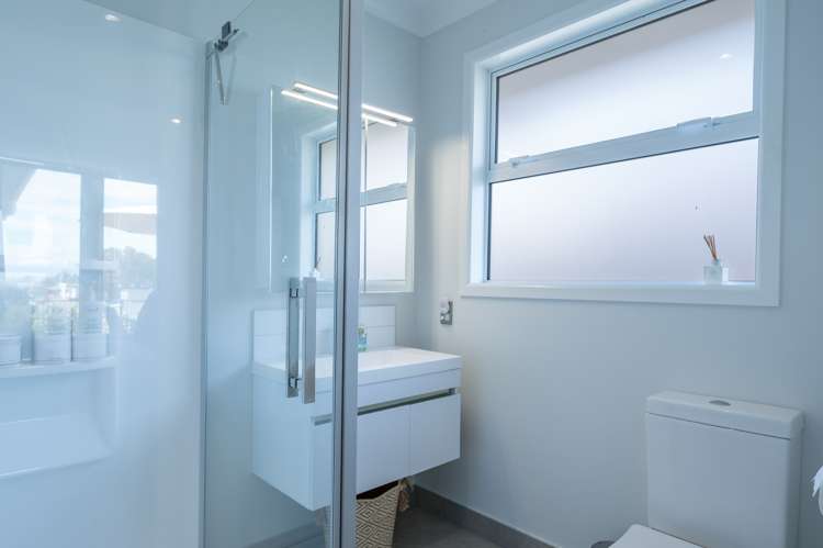 2 Hallmark Drive Hope_19