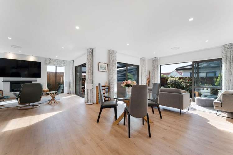 25 Makete Crescent_3