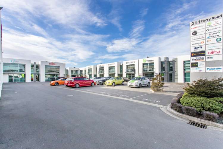 Unit 6, 211 Ferry Road_0